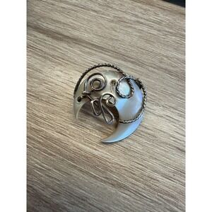 Antique Vintage Gold Tone Wire Mother of Pearl MOP Crescent Moon Brooch Pin